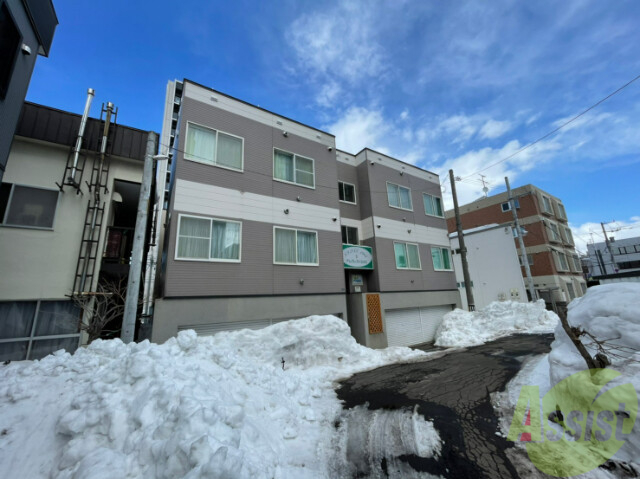 建物外観　札幌市北区二十四条西「アムクレスト２４２－２」