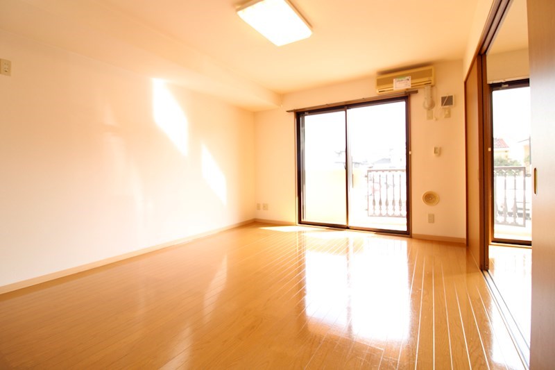 居室・リビング　※別室参考写真※