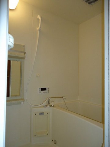 バス・シャワールーム　お風呂で日々の疲れを落としましょう