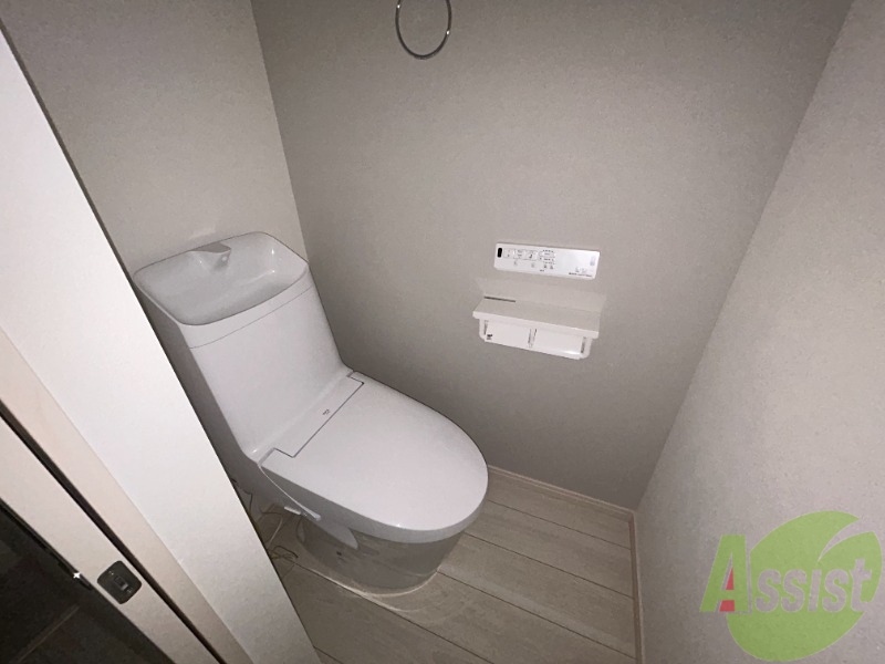 トイレ　トイレも多機能となっていて非常に便利です。