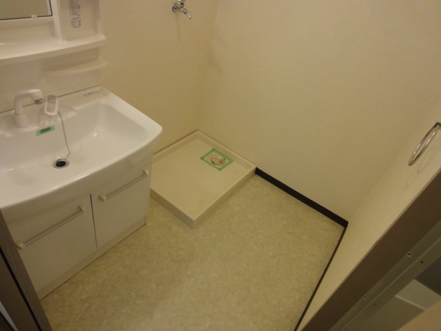 洗面設備　同物件別室です