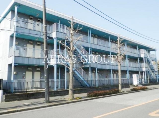 グランドール鶴川の建物外観