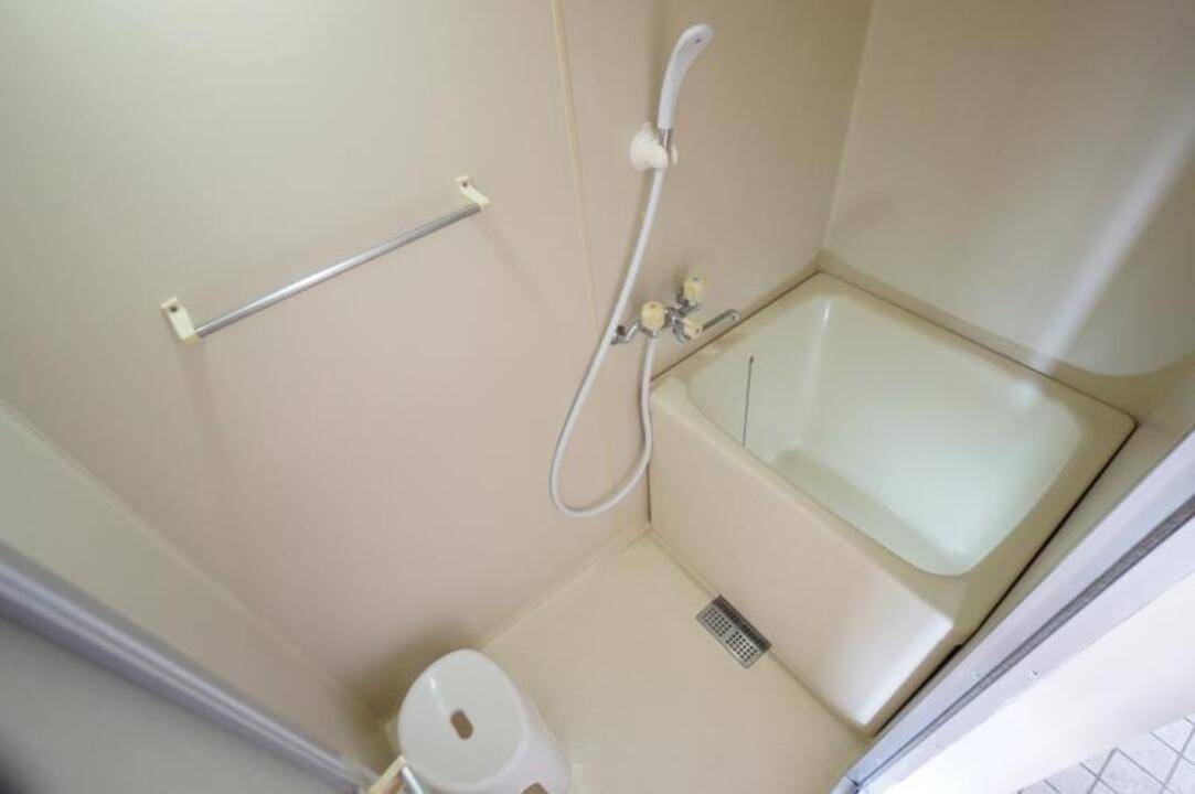 バス・シャワールーム　浴室