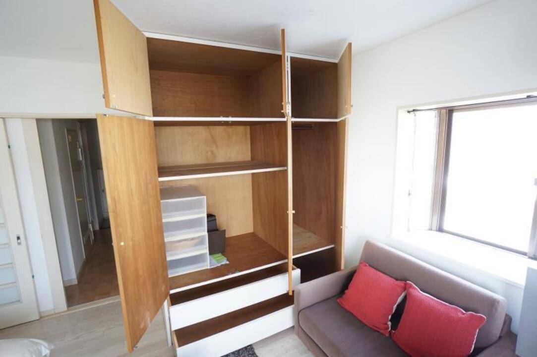 収納　クローゼット