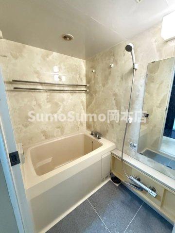 バス・シャワールーム　きれいなお風呂です