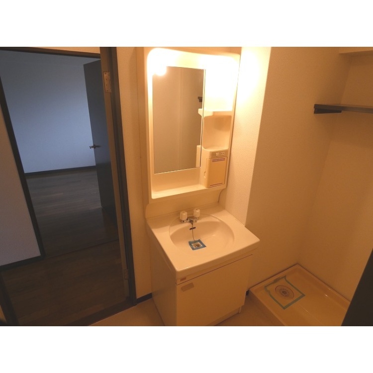 洗面設備　独立洗面台