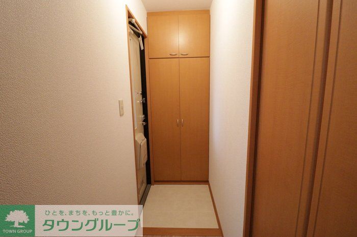 玄関　お問合せはタウンハウジングまで！※現地待合わせ相談可能