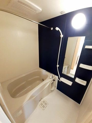 バス・シャワールーム　日々の疲れを癒すお風呂付です