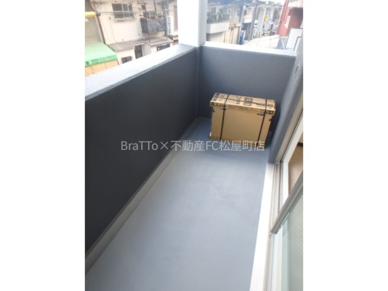 バルコニー　バルコニー