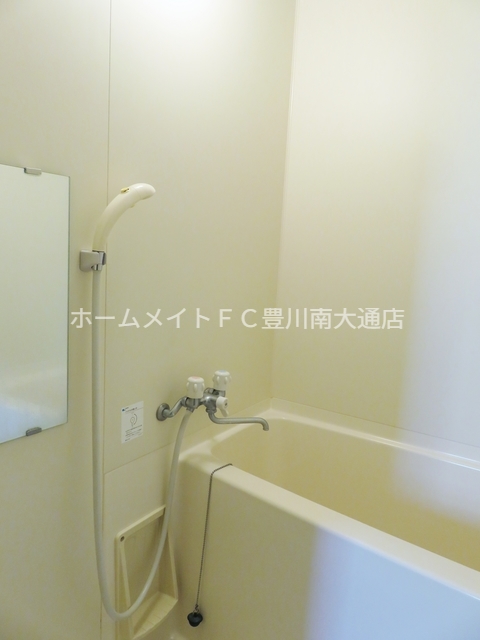 バス・シャワールーム　同型別部屋写真