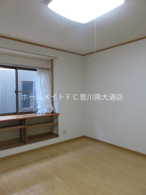 居室・リビング　同型別部屋写真