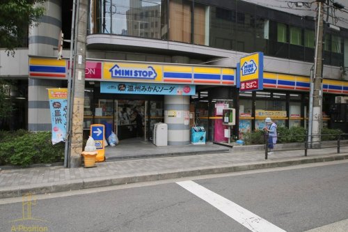 コンビニ　ミニストップ 豊崎5丁目店（コンビニ）まで569m