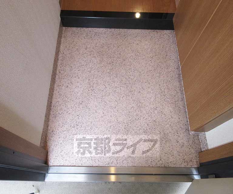 玄関　スペースがあります！