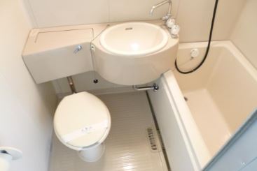 洗面設備　3点式バスルーム　　　洗面台