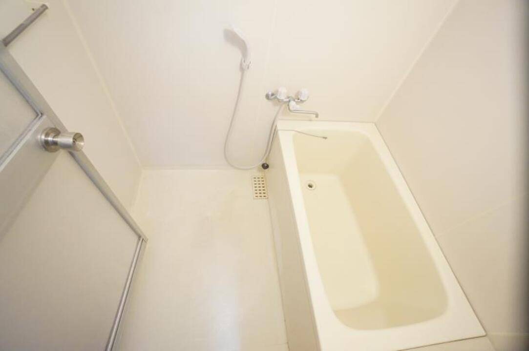 バス・シャワールーム　浴室