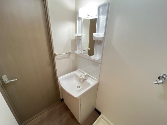 洗面設備　洗髪洗面化粧台