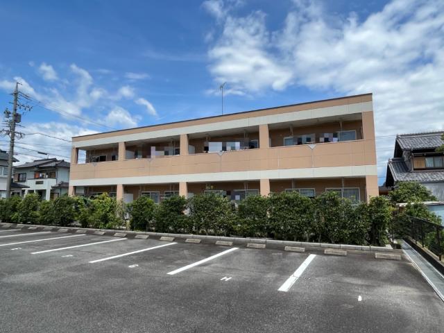 建物外観　外観写真（昼）