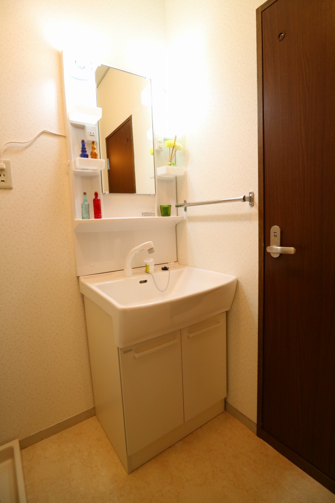 洗面設備　洗面台 別号室参考写真