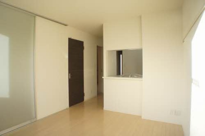 居室・リビング　図面と現状に相違がある場合には現状を優先