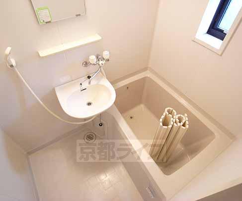 バス・シャワールーム　トイレ別のセパレートタイプ