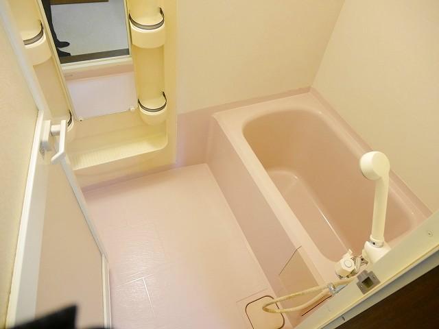 バス・シャワールーム　浴室