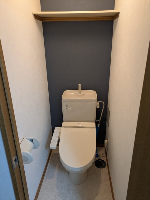 トイレ　★洗浄機能付暖房便座★