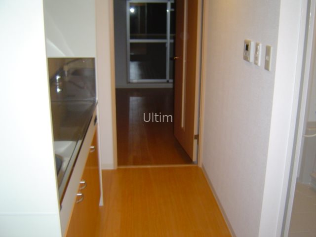 玄関　※他部屋のため参考までにご覧ください