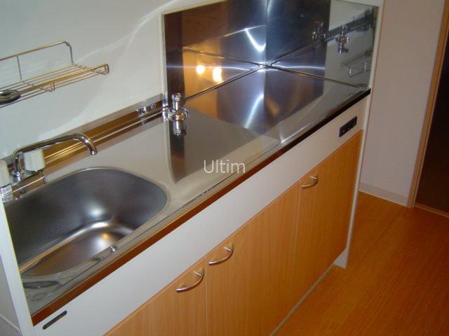 キッチン　※他部屋のため参考までにご覧ください