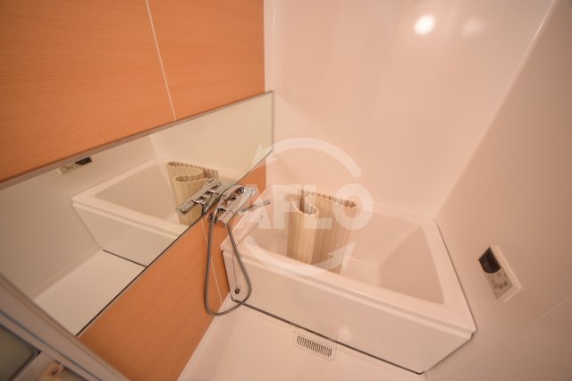 バス・シャワールーム　ハピネス上六　風呂