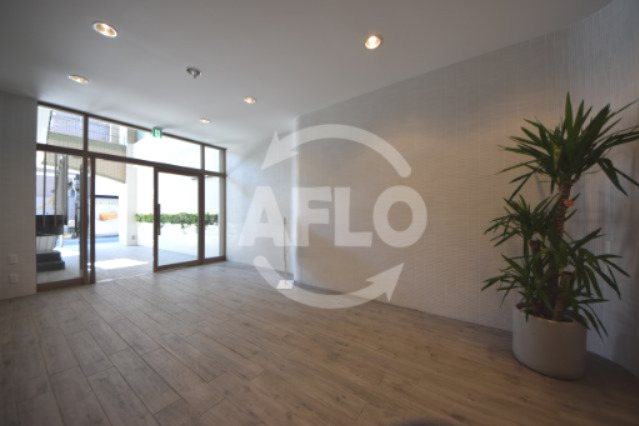 エントランス　ハピネス上六　エントランス