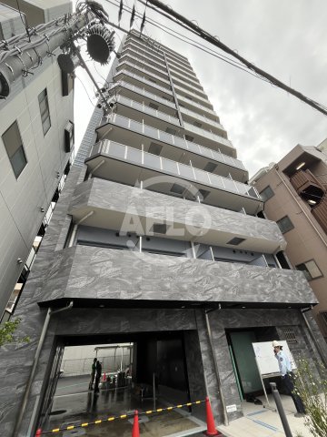 建物外観　ファーストフィオーレ北大阪リアン　外観