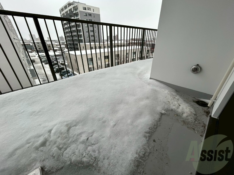 バルコニー　バルコニーが付いていますので一息ついてみてはいかがですか。