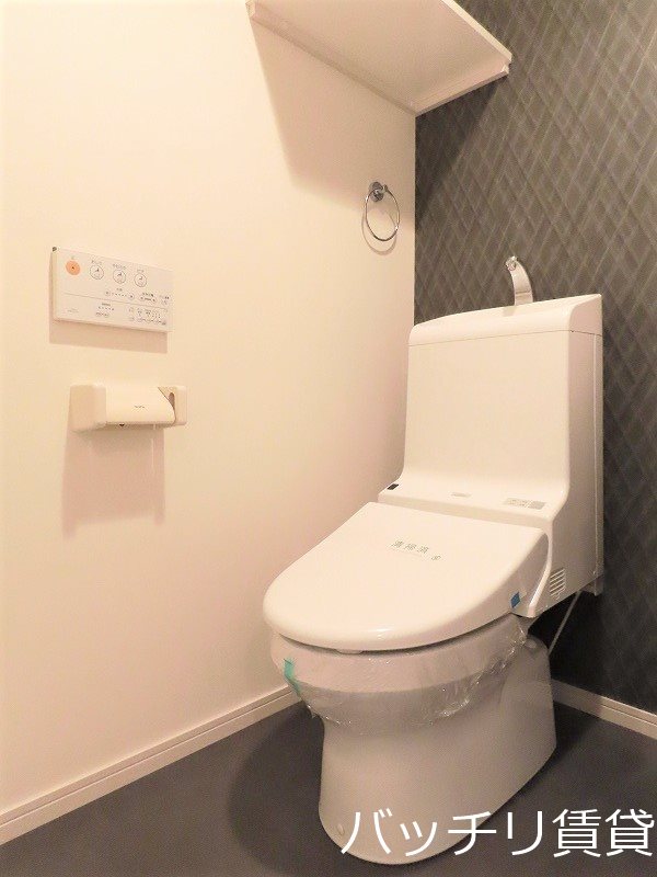 トイレ　画像はイメージの為、色や間取りが若干異なりますが、現況を優先