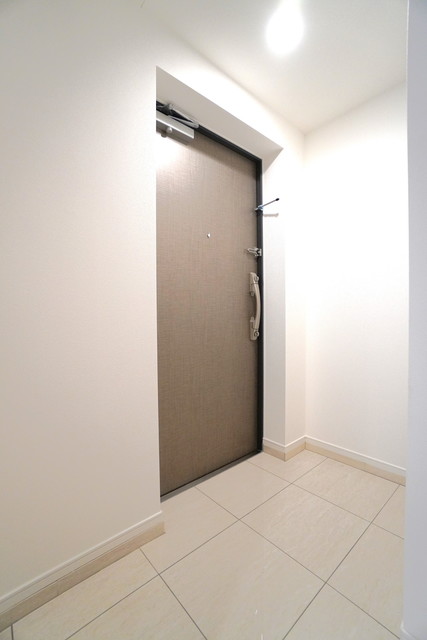 玄関　※写真は同タイプ住戸です。