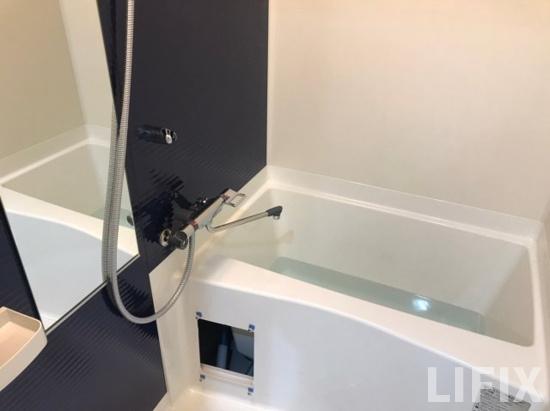 バス・シャワールーム　風呂