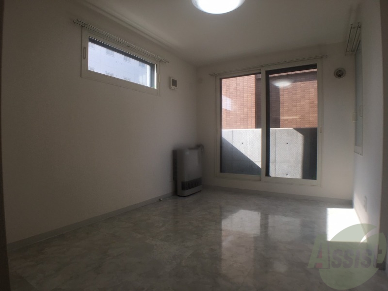 居室・リビング　広くてキレイなお部屋が広がっていて、充実した生活が送れそう。