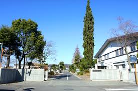 中学校　倉敷市立東中学校（中学校）まで576m