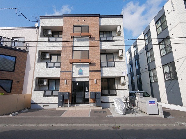 建物外観　☆物件名【ルミエール　アンフィニ】とお伝え下さい！