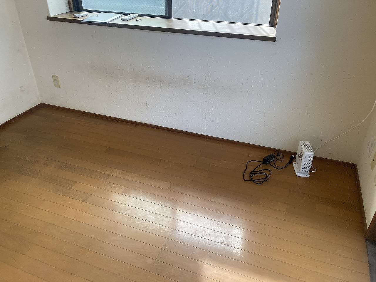 居室・リビング　フローリングの明るいお部屋