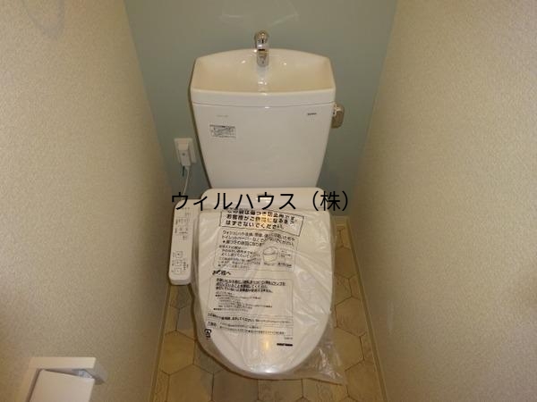 トイレ　同施工会社イメージ！