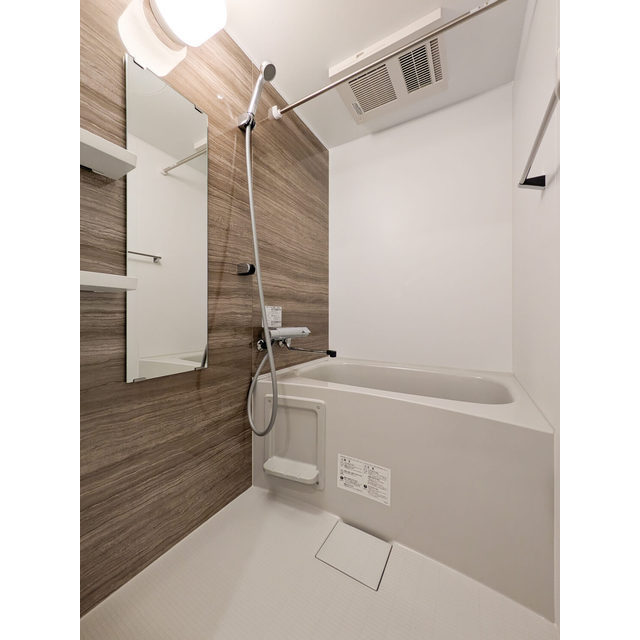 バス・シャワールーム　ゆったり過ごせるお風呂です