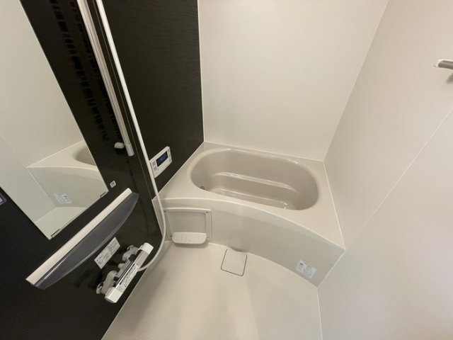 バス・シャワールーム　※別室の参考写真の為、現況優先です。