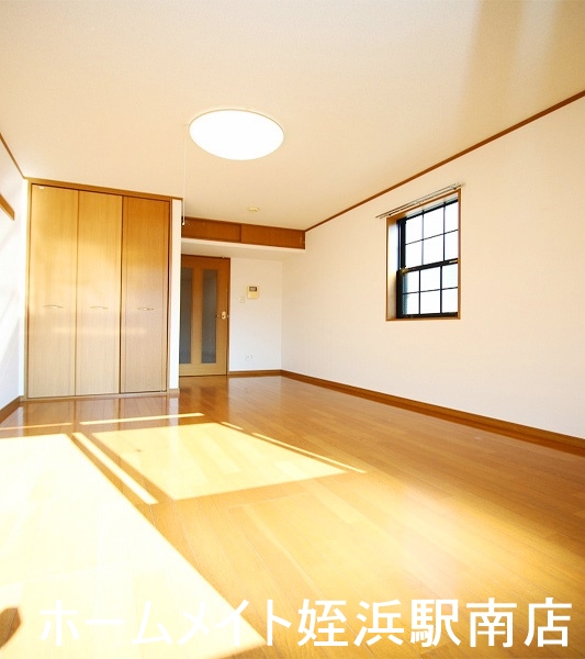 居室・リビング　★このグレードでこの家賃★参考写真