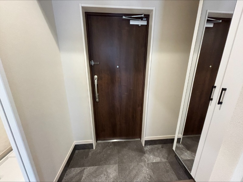 玄関　別号室イメージ