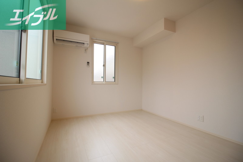 その他部屋・スペース　寝室