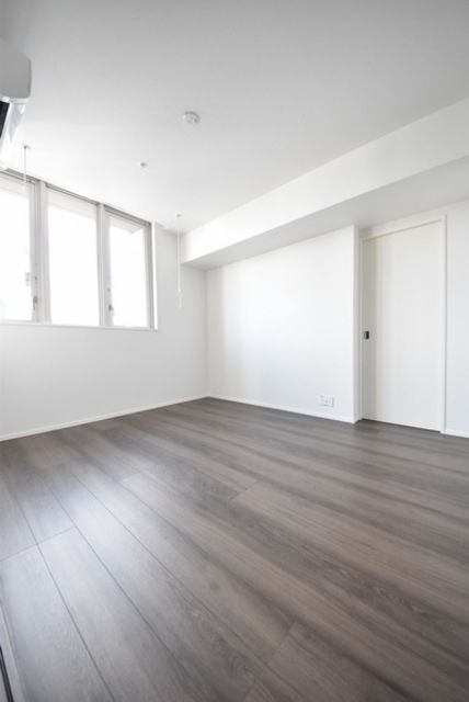 居室・リビング　明るいお部屋が嬉しいですね