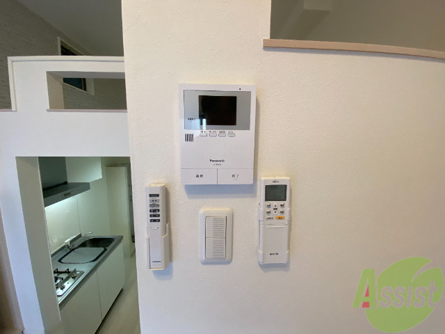 その他設備　インターホンはリビングに、急な来客にもすぐ対応できます。