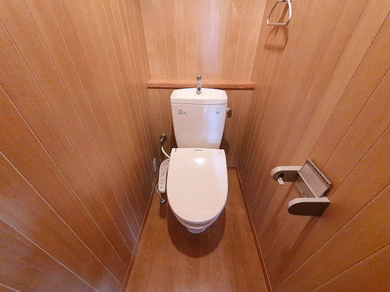 トイレ　※別部屋の写真です