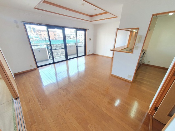 居室・リビング　※別部屋の写真です