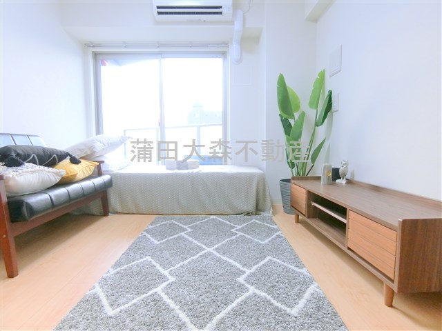 居室・リビング　洋室　モデルルーム写真　家具等はございません。